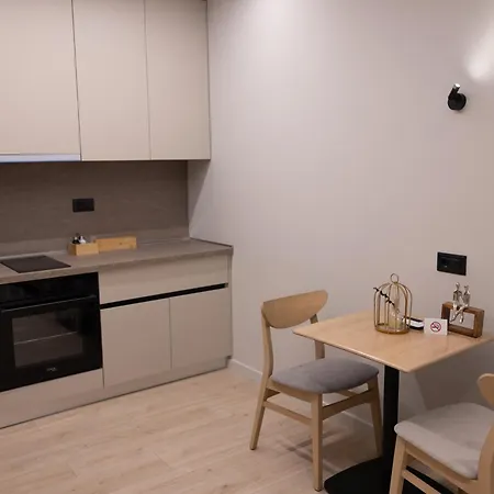 Nuebazaar アパート *