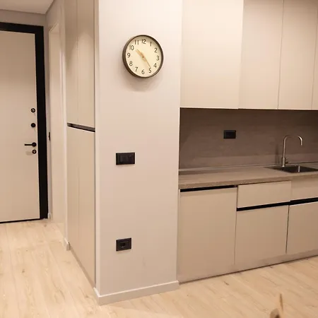 Nuebazaar - Near Center *