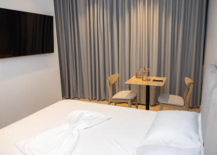 Nuebazaar ティラナ