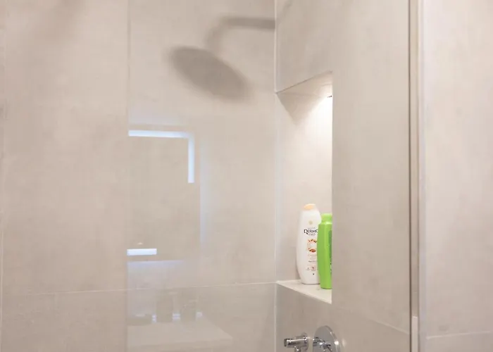 Nuebazaar ティラナ