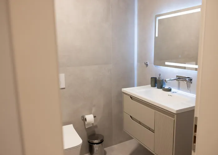 Apartment Nuebazaar - Near Center *