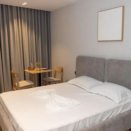 Nuebazaar Apartment Tirana